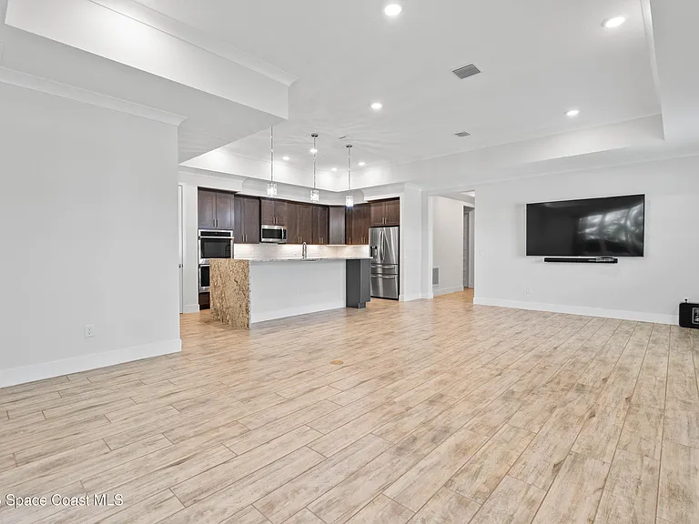 82 Hubble Ln — Photo 16