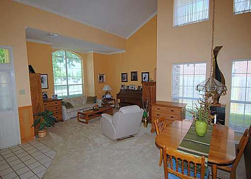 4th image of 1224 Falling Water Dr