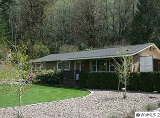 565 Brush Trl, Eddyville, OR 97343