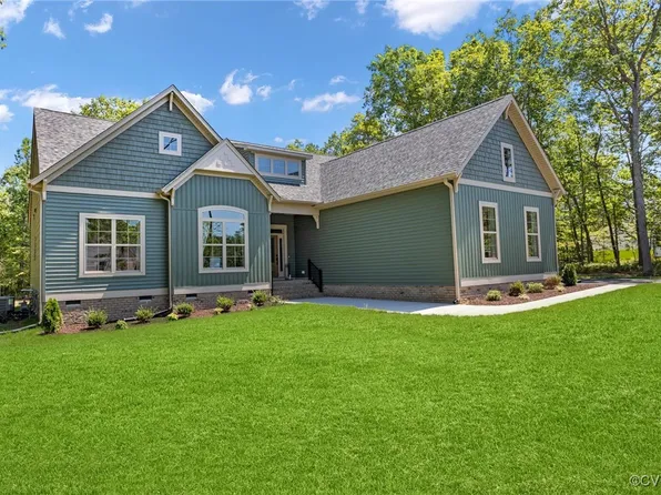 9936 Boschen Woods Pl, Chesterfield, VA 23838