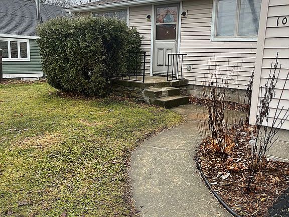 3rd image of 1014 Lindell Ave