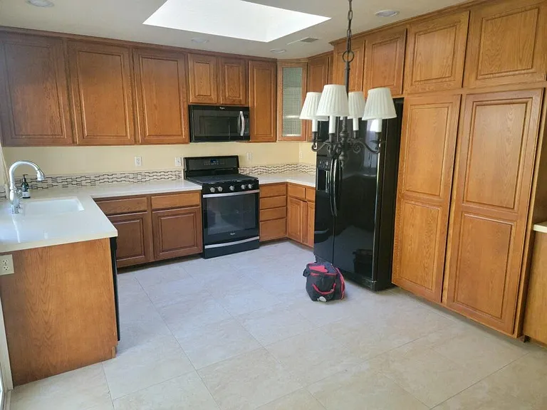 2705 Norma St — Photo 6