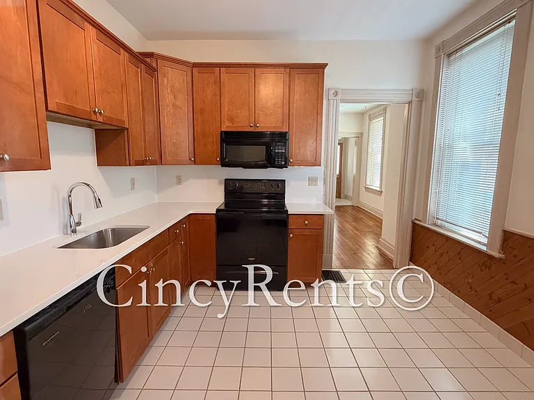 1339 Meier Ave #1 — Photo 7