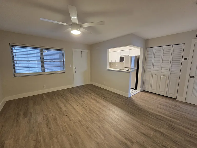 5630 NE 18th Ave #204 — Photo 2