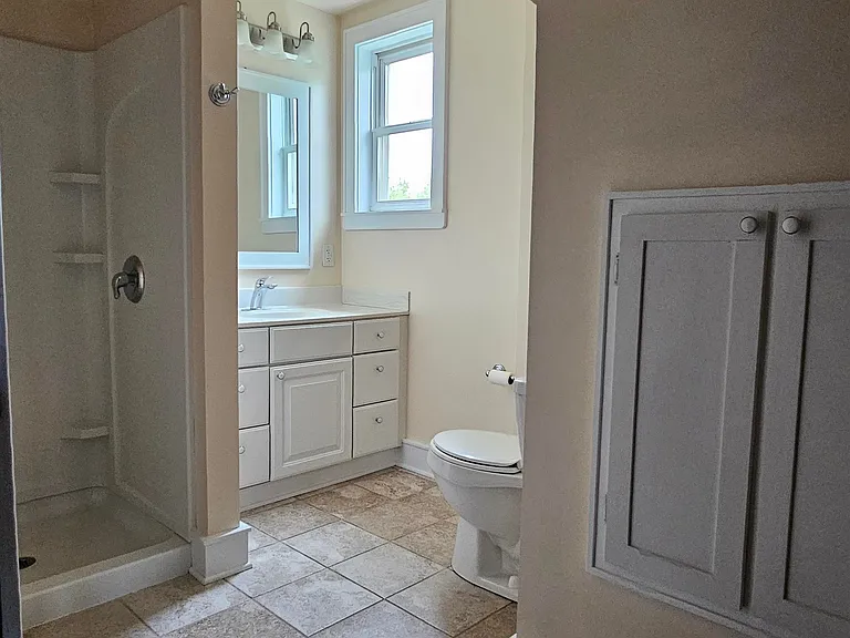 3154 N Hancock St — Photo 18