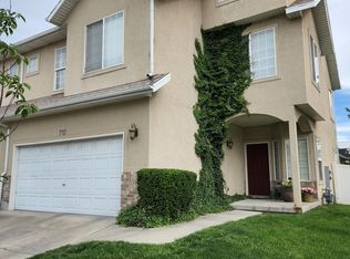 710 E Sandy Point Dr, Sandy, UT 84094