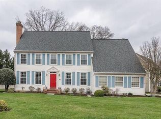 8259 Colling Ridge Ct, Alexandria, VA 22308