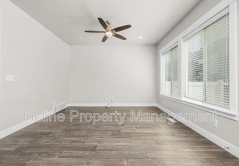 626 N Preserve Dr — Photo 7