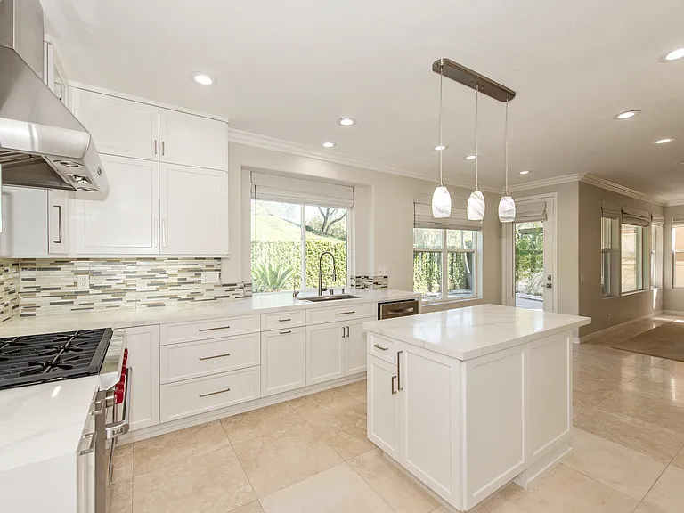 6 Westchester Ct — Photo 10