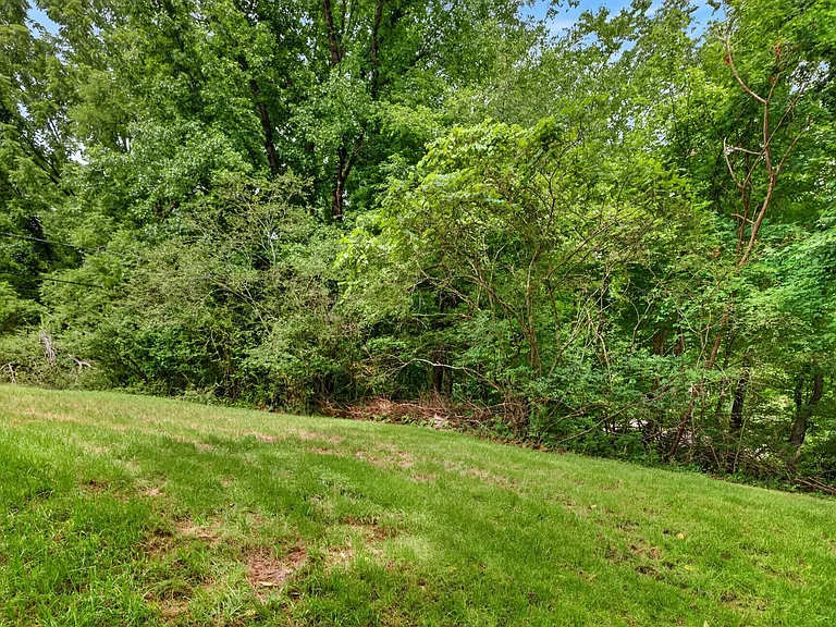 101 Valley View Cir — Photo 21