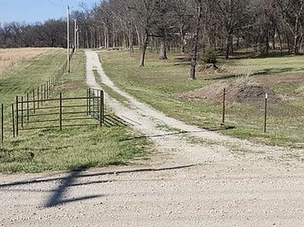 14250 E Craig, Stockton, MO 65785