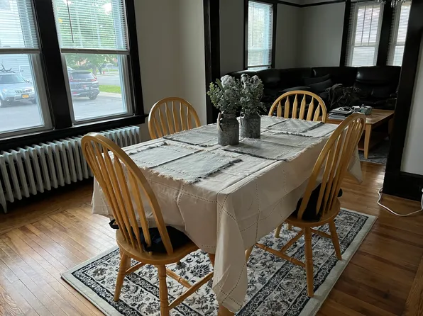 42 Oak St, Plattsburgh, NY 12901