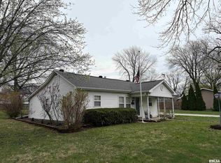 106 E Lincoln St, Edinburg, IL