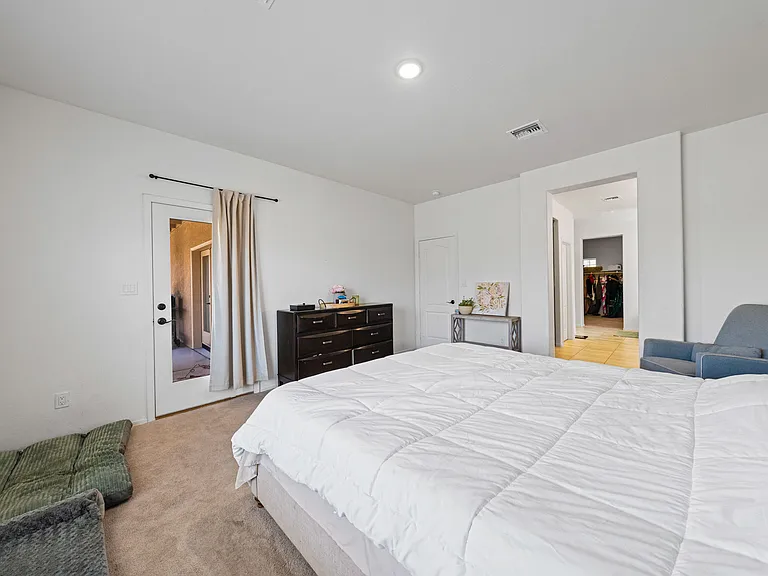 5904 E 45th Pl — Photo 24