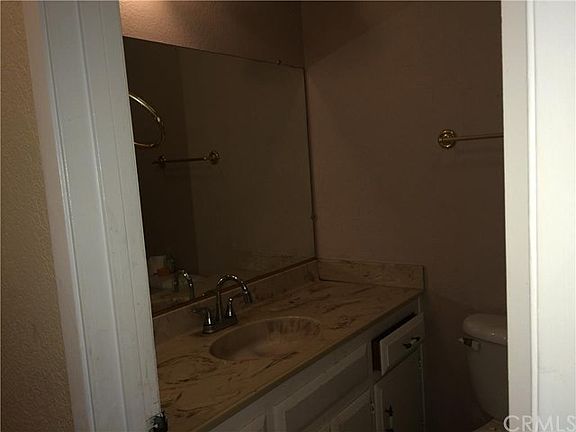 5th image of 25695 Date St