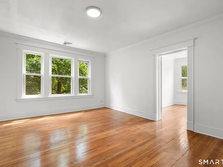 132 Bunker Hill Ave #3 — Photo 10