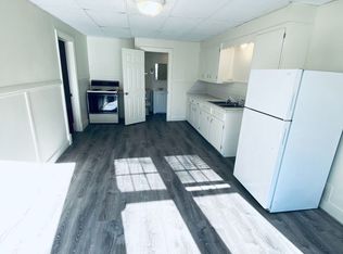 69 Washington St APT 1, Augusta, ME 04330