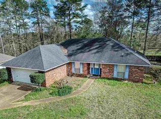 1424 Forbes Dr, Jackson, MS 39272