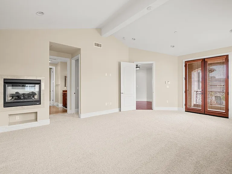 2412 Huntington Ln #A — Photo 17