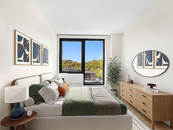 4th image of 4778 Broadway #7N