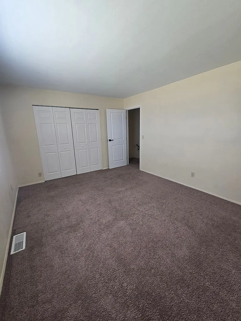 3231 Town and Country Apartments — Photo 3
