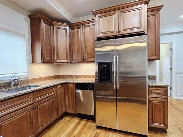 141 68th Street image 4 of 9