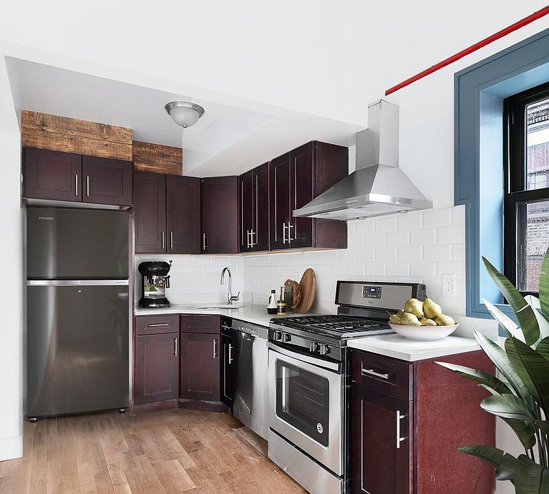 1st image of 394 Quincy St #4L