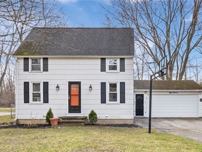 811 Winifred Dr, Webster, NY, 14580