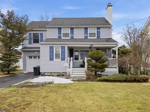 39 Center St, Pompton Lakes Boro, NJ 07442