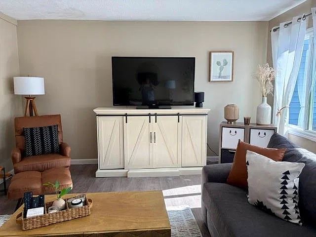 2 bed, 1.5 bath, 1224 sqft, $2,800 — Photo 1