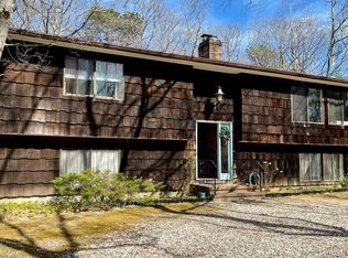 11 Bathgate Rd, Wainscott, NY 11975