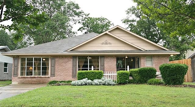 1st image of 1118 Drexel Dr