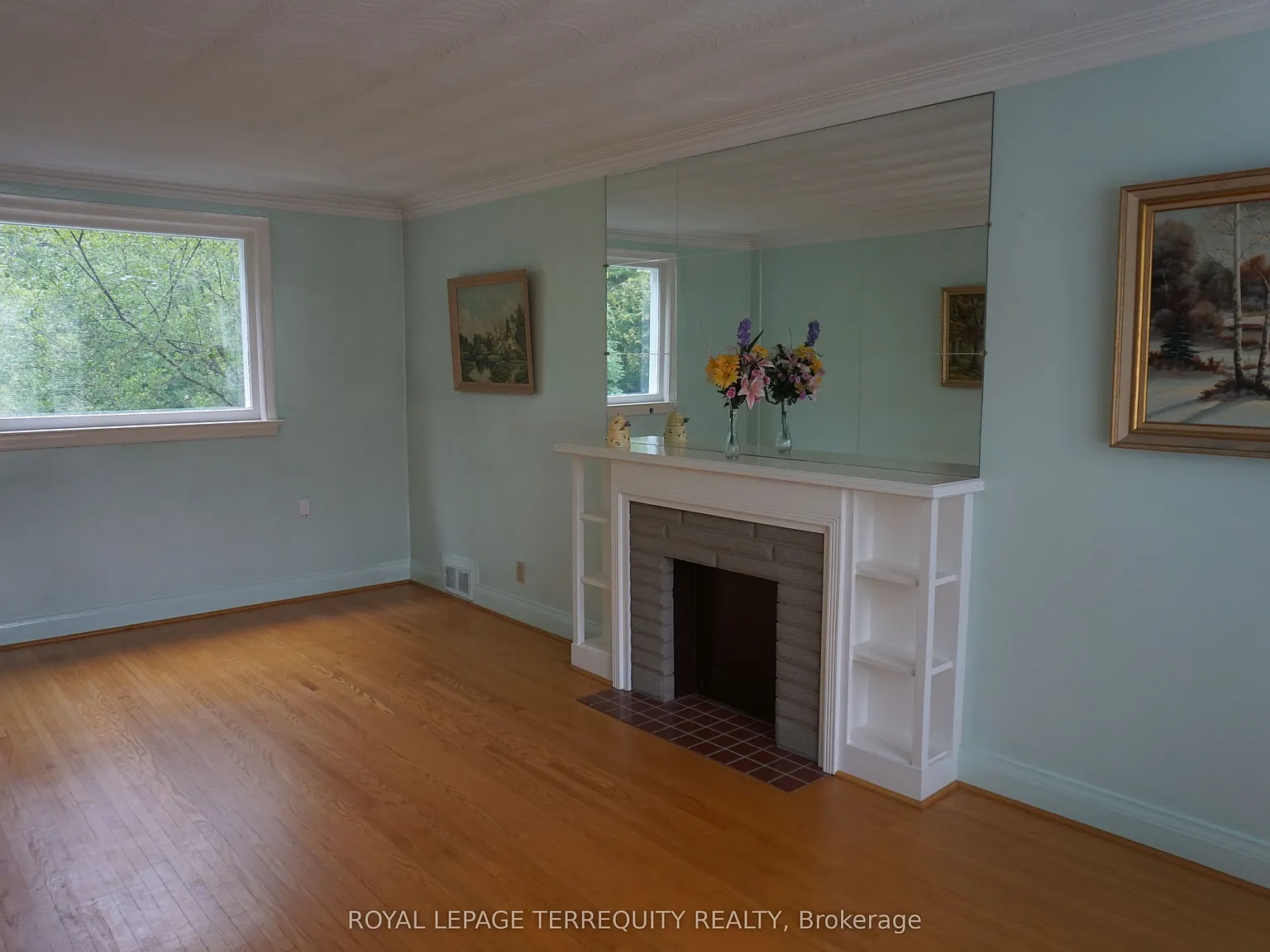 4 bed, $4,000 — Photo 2