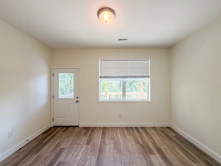 2806 Mineral Springs Ave — Photo 14