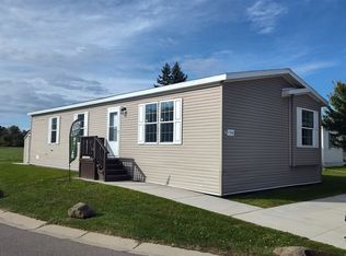 57048 Meadow, Lenox, MI 48048
