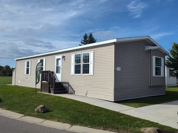 57915 Woodcreek, New Haven, MI 48048