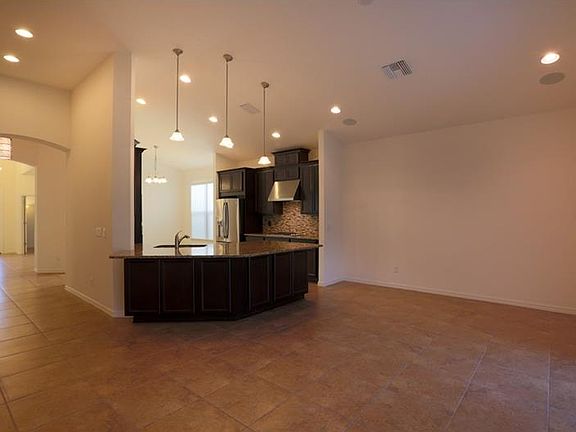 4th image of 8829 Tropical Palm Dr