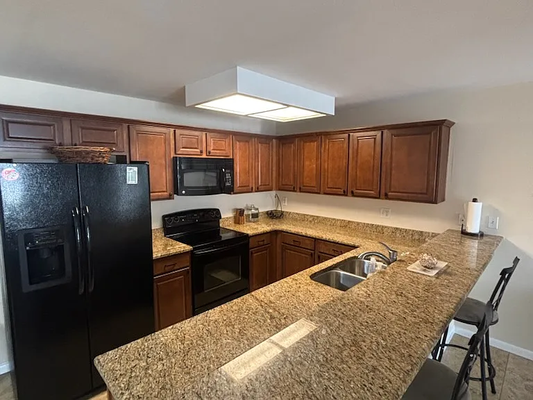 3389 Crystal Ct E #C — Photo 5