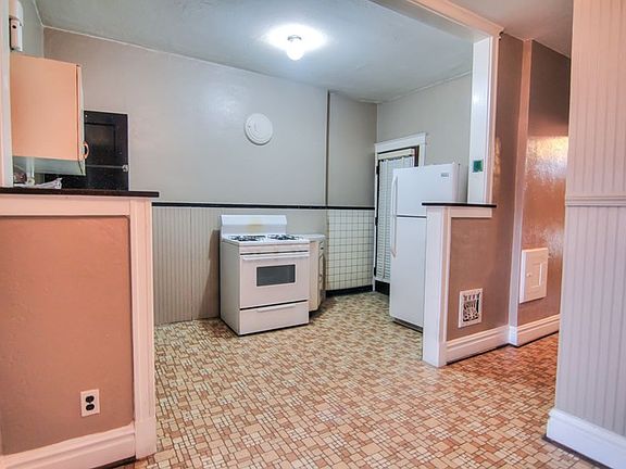 5th image of 5520 S Grand Blvd APT 1S