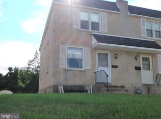 37 Acres Dr, Ridley Park, PA 19078