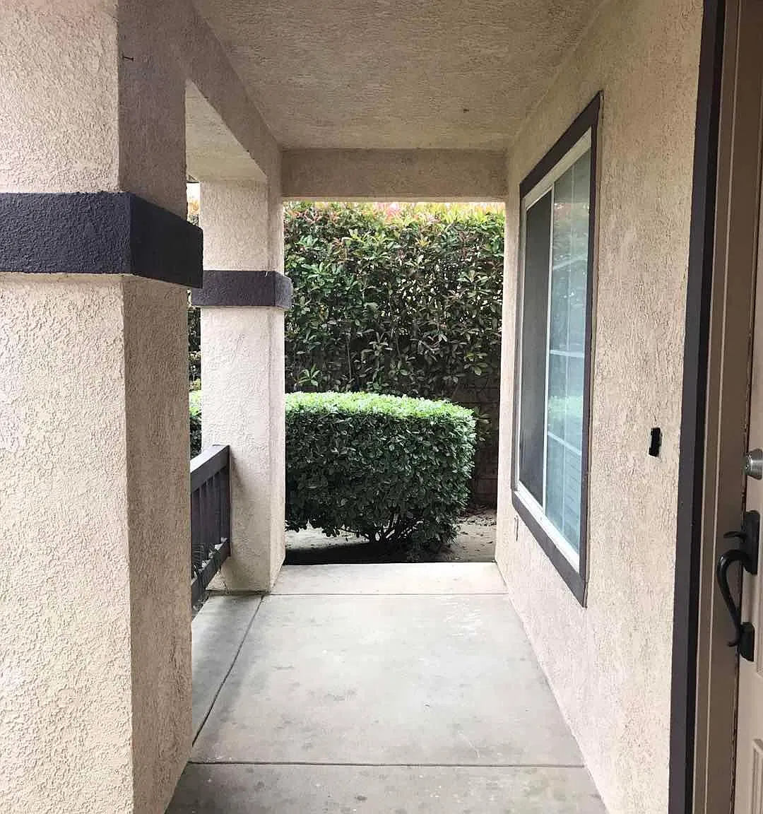 Brandon Ln, Fontana — Photo 2