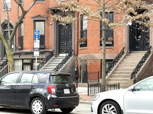 692 Tremont St APT 6, Boston, MA 02118