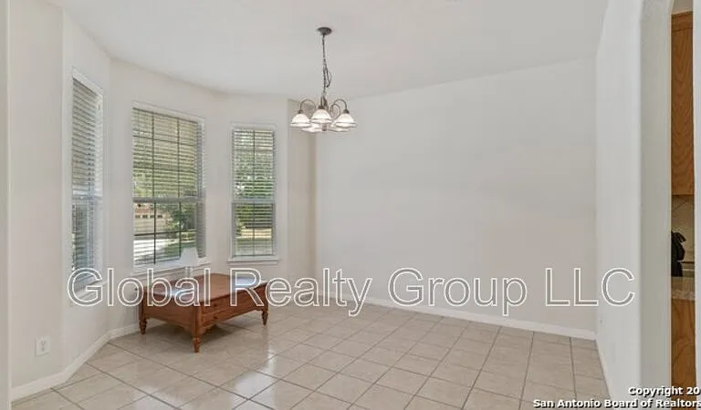 501 Ginsberg Dr — Photo 13