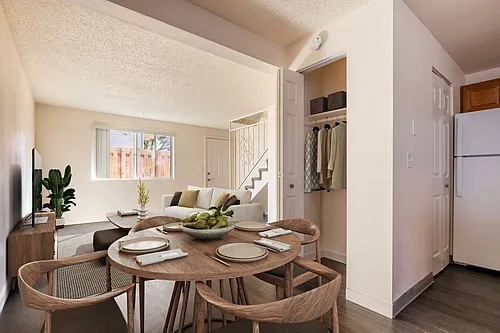 Manchester Square Apartments Photo 1