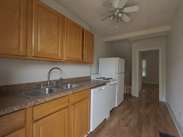 164-170 E 9th Ave #168 — Photo 5