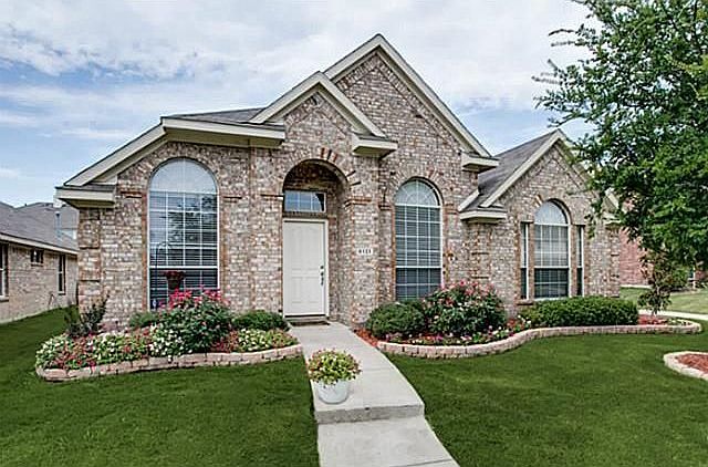 1st image of 6121 Vineyard Ln