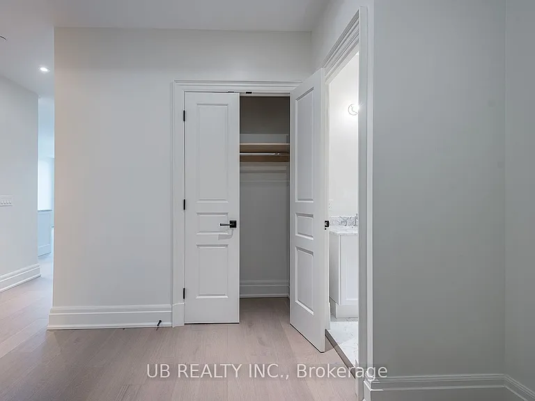 1451 Wellington St W #202 — Photo 15
