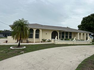 1903 NE 5th Ter, Cape Coral, FL 33909