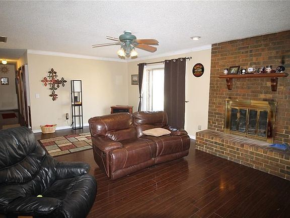 2nd image of 1008 Kouba Dr