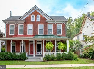 47 Elm St, Lambertville, NJ 08530